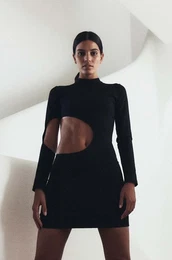 Bombana obleka MUUV. Trou rna barva