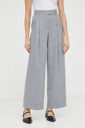 Hlae enski, siva barva