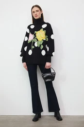 Pulover s primesjo volne