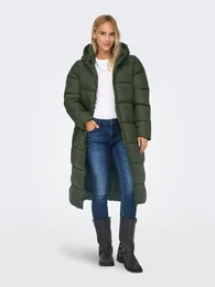 Steppmantel ONLMONTANA LONG PUFFER JACKET NOOS OTW Gr. M (38), grn (forest night) Damen Mntel