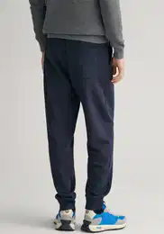 Sweathose REG SHIELD SWEATPANTS , Herren, Gr. 4XL, N-Gr, blau (evening blau), Web, Obermaterial: 87% Baumwolle, 13% Polyester, unifarben, sportlich, regular fit knchellang, Hosen, mit Logostickerei unterhalb des Bunds