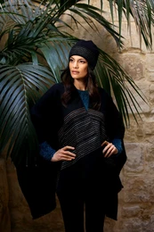 Woman's Poncho K.519775