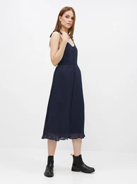 Dark blue mididishes