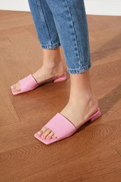 Pink Flat Toe Women's Slippers