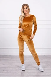 Velour set with ruffles on the back camel
