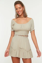 enski komplet Frill detailed