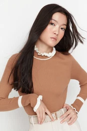 enski pulover Frill Detailed
