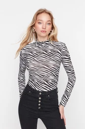 enski bodi High Collar