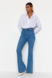 enske kavbojke Flare Jeans