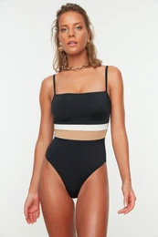 enske enodelne kopalke One-piece