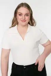 Curve White Ribbed Knitted Blouse