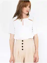 White blouse with openings - Ladies