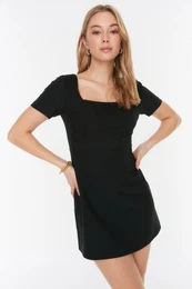 Black Petite A-line Super Mini tkana kvadratna vratna tkana obleka