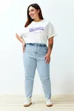 Mom Jeans s Zakrpama image