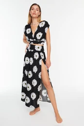 Floral Patterned Woven Top and Bottom Set with slits