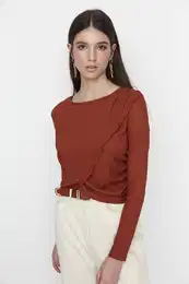 Brown Crew Neck Cress Knitted Blouse