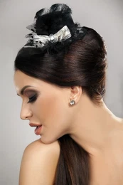 Woman's Mini Top Hat Model 16