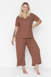 Curve Brown Ribbed V-Neck Capri Length Knitted Pajama Set