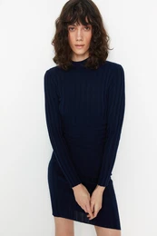 Navy Blue Mini pletenine stojea obleka