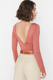 Cinnamon Crew Neck Decollete Long Sleeve Elastic Snap Snap Knitted Body