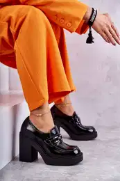 Lakovan boty na masivnm sloupku ern Jaime