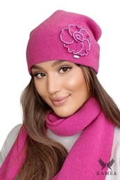 enska kapa Kamea_Hat_K.22.039.20_Raspberry