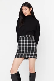 Black Plaid Patterned Mini Woven Skirt