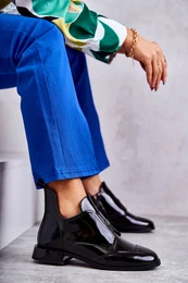 Patentovan kozaky s nzkm zipem ern Bettina