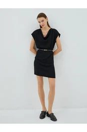 Belted mini obleka s potopnim ovratnikom