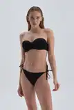 Bikini setovi bez naramenica image