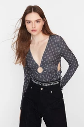 X Sagaza Studio vcebarevn body s detaily vez