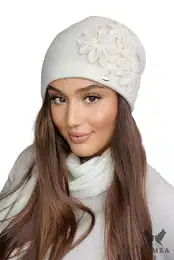 Woman's Hat K.22.044.02