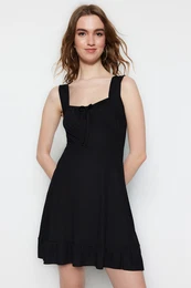 Black Square Neck Ruffle A-Line mini pletena haljina