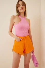 Happiness stanbul Women's Orange Tassel Detailed Mom Jeans Shorts