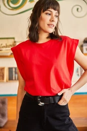 Women's Red Armpit-Piece Bat-T-Shirt