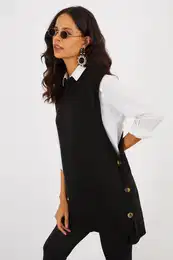 Dmsk ern pleten tunika bez rukv s knoflky na bocch YV75