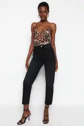 enske kavbojke High Waist