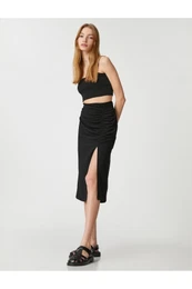 Midi Skirt with Slit Detailed Crepe with Pleats.