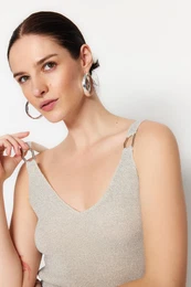 ed Tenk Crop Top s Doplky a Tpytivm Pletenm Vzorem