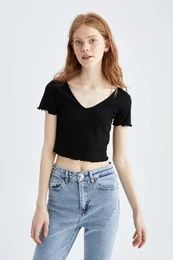 Fitted V Neck Short Sleeve Crop Top