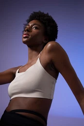 Fit Crop Top s kulatm vstihem a provzkovmi ramnky