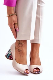 Leather Pumps With A Decorative Heel Leski Shoes
