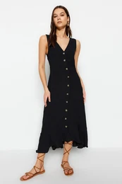 Black Button Detail Shift / Straight Cut Midi tkan aty