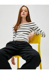 Long Sleeved T-Shirt, Bateau Neck Viscose Blend.