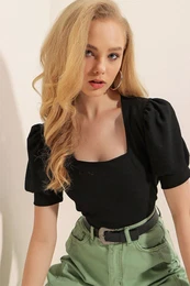Bd-0409 Women's Black Square Neck Knitted Blouse