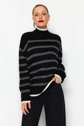 Black irok fit pulover za pletenine s rtastimi rtami