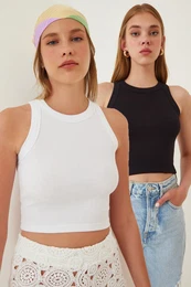 Happiness stanbul Women's Black and White Halter Neck 2-Piece Crop Knitted Blouse