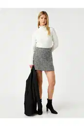 Crowbar Pattern Mini Skirt
