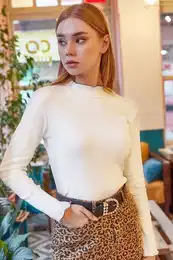 Women's Ecru Collar and Sleeve Detailed Camisole Blouse
