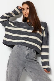 Anthracite Crop pruhovan pleten svetr